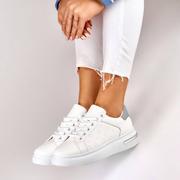 Buty sportowe damskie - Białe buty sportowe z ozdobą - miniaturka - grafika 1