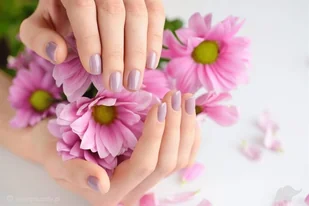 Manicure i Pedicure SPA De Lux w Lublinie - Czasopisma - miniaturka - grafika 1