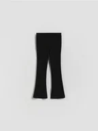 Spodnie i spodenki dla dziewczynek - Reserved - Prążkowane spodnie flare - czarny - miniaturka - grafika 1