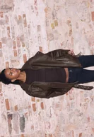 Kurtki damskie - Stradivarius Kurtka oversize z klapą ze sztucznej skóry Brązowy M - miniaturka - grafika 1