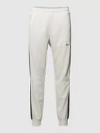 Spodnie sportowe męskie - Spodnie dresowe z wyhaftowanym logo - miniaturka - grafika 1