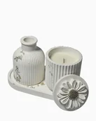 Świece - Zestaw Flower Gold - 3 elementy - Świeca Perfumowana 130 ml o zapachu Inspirowanym perfumami J’adore - Podstawka - Dzbanek - miniaturka - grafika 1