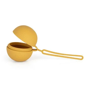 Etui na smoczek silikonowe żółte 0m+ PETITE&MARS - Grzechotki dla dzieci - miniaturka - grafika 1