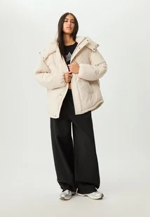 Stradivarius Kurtka pikowana oversize z kapturem Ecru L - Kurtki damskie Stradivarius Kurtka pikowana oversize z kapturem Ecru L - Kurtki damskie - miniaturka - grafika 1