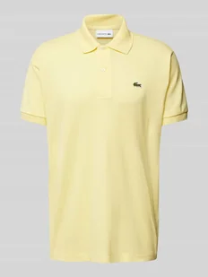 Koszulka polo o kroju regular fit z naszywką z logo - Koszulki męskie - miniaturka - grafika 1