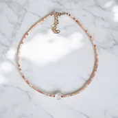 Naszyjniki - Choker z serduszkiem: awenturyn łososiowy i kryształ górski - miniaturka - grafika 1