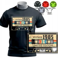 Koszulki męskie - KOSZULKA T-SHIRT MĘSKI - 1985 Classic Kaseta NA 40 URODZINY - XXL - miniaturka - grafika 1