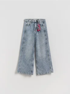 Reserved - Jeansy super wide leg z breloczkiem - granatowy - Spodnie i spodenki dla dziewczynek - miniaturka - grafika 1