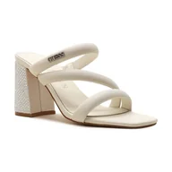 Klapki i japonki damskie - Guess Skórzane klapki - miniaturka - grafika 1