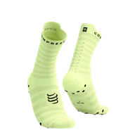 Skarpetki sportowe męskie - COMPRESSPORT Skarpetki do biegania PRORACING SOCKS V4 ULTRALIGHT RUN HIGH shadow lime/black - miniaturka - grafika 1