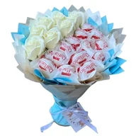 Zestawy upominkowe - Bukiet ze słodyczy Raffaello i mydlane róże. Prezent, Pamiątka KOMUNIA - miniaturka - grafika 1