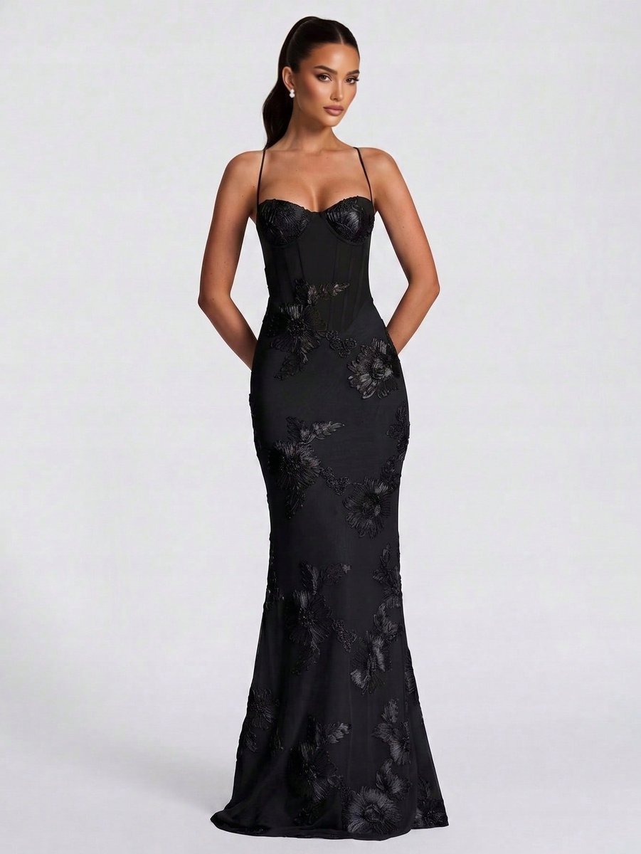 SHEIN ELEGANCKA PROSTA CZARNA SUKIENKA NA RAMIĄCZKACH Z HAFTEM L 11MA