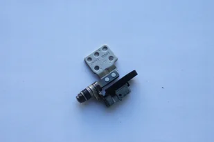 Dell Hinge Cap ASSY CVR LCD CRNR - Akcesoria do komputerów stacjonarnych - miniaturka - grafika 1
