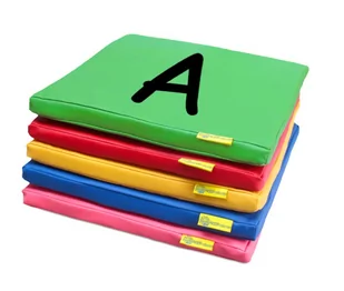 Poduszki kwadratowe zestaw ALFABET A-Z materiałowe (26 sztuk) AKSON - Zabawki interaktywne dla dzieci - miniaturka - grafika 1