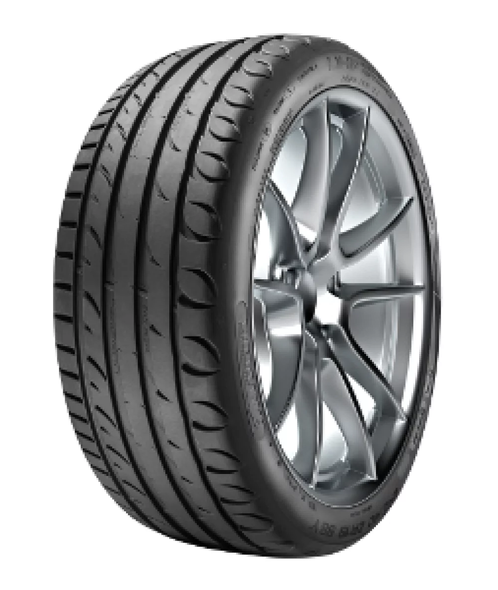 Taurus Ultra High Performance 225/55R17 101Y