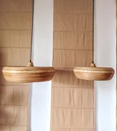 Lampy sufitowe - Wisząca lampa Wafa M z kloszem z bambusa - miniaturka - grafika 1