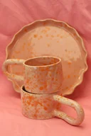 Kubki - Różowy kubek ceramiczny w ciapki. Ceramika ręcznie robiona - miniaturka - grafika 1