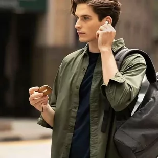 Etui ochronne na słuchawki UNIQ Terra do AirPods Pro 2 gen. Genuine Leather niebieski/space blue - Akcesoria do słuchawek - miniaturka - grafika 4