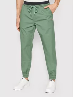 Spodnie męskie - CHAMPION Joggery Twill Cuffed 214366 Zielony Custome Fit - grafika 1