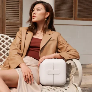 AMIRO Lusterko kosmetyczne z podświetleniem LED i kosmetyczką AML115M - Lusterka do makijażu AMIRO Lusterko kosmetyczne z podświetleniem LED i kosmetyczką AML115M - Lusterka do makijażu - miniaturka - grafika 6