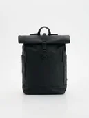 Plecaki - Reserved - Wodoodporny plecak z rolowanym zapięciem - czarny - miniaturka - grafika 1