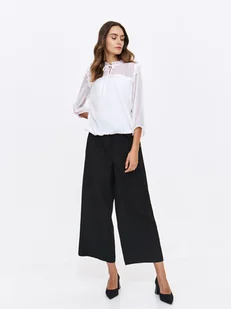 Bluzka damska bluzka długi rękaw biała - SBD1559BI o luźnym kroju, z długim rękawem - TOP SECRET - Odzieżowy sklep internetowy TOP SECRET - Bluzki damskie - miniaturka - grafika 1