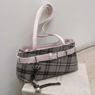 Torebki damskie - TEMU Damska torba na ramię w kratę ze złotym sprzętem - Stylowy czarno-biały wzór w kratę, zamykana na zamek błyskawiczny i z odpinanym paskiem do - miniaturka - grafika 1