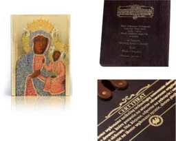 Ikona religijna Matka Boża Częstochowska w sukience perłowej - Ikony i obrazy sakralne - miniaturka - grafika 1