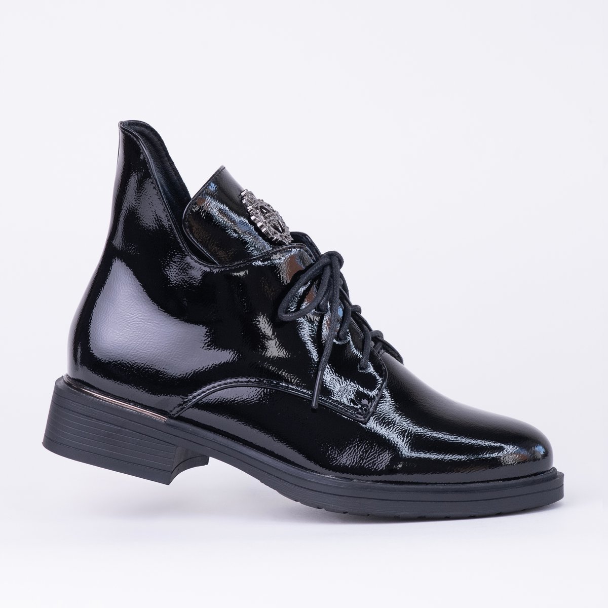 Oficerki półbuty GOODIN GD-FL2068A skóra lakier zdobienie obcas czarne 37