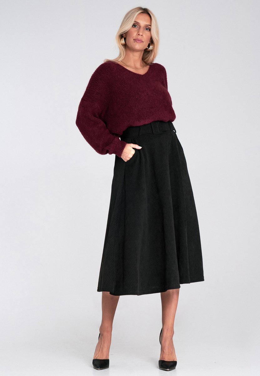 Elegancka czarna spódnica midi rozkloszowana na gumce z paskiem Figl - M1234, czarny, L