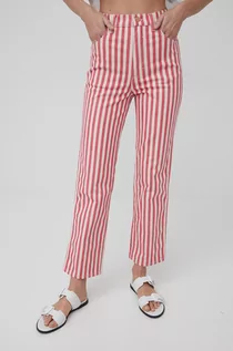 Spodnie damskie - Wrangler jeansy damskie kolor różowy high waist - grafika 1