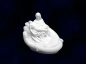 Figurki dekoracyjne - Pieta na dłoni - miniaturka - grafika 1