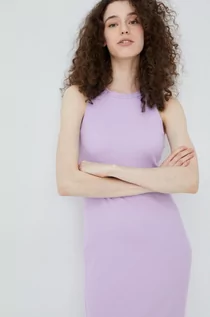 Sukienki - Vero Moda sukienka kolor fioletowy midi dopasowana - grafika 1