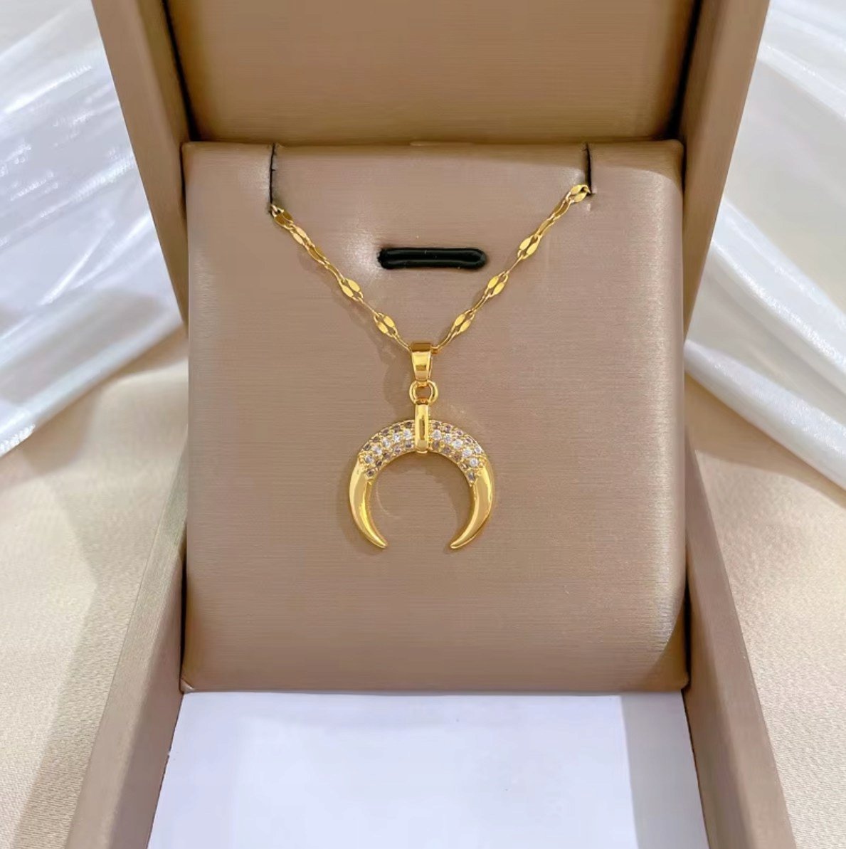 Złoty Naszyjnik Księżyc Cyrkonie Damski Stal Szlachetna na Prezent