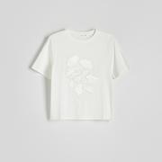 Koszulki i topy damskie - Reserved - T-shirt z naszytą aplikacją - Biały - miniaturka - grafika 1