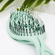 Szczotki i grzebienie do włosów - Yeye Szczotka BIO spiralna do włosów biodegradowalna YEYE Zielony - miniaturka - grafika 1