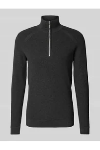 Sweter z dzianiny o kroju regular fit z kołnierzem Tom Tailor Sweter z fakturowanej dzianiny z kołnierzem - Swetry męskie - miniaturka - grafika 1
