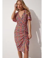 Sukienki - Happiness Istanbul Sukienka w kolorze różowo-pomarańczowo-turkusowym - miniaturka - grafika 1