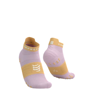 COMPRESSPORT Skarpetki do biegania krótkie PRORACING SOCKS V4 RUN LOW roseate/buff orange - Skarpetki sportowe męskie - miniaturka - grafika 1