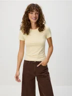 Koszulki i topy damskie - Reserved - Gładki t-shirt regular fit - jasnożółty - miniaturka - grafika 1