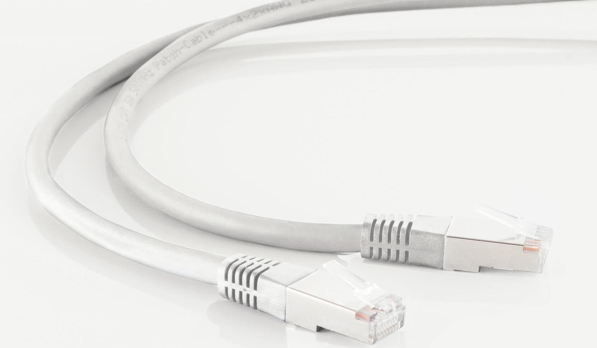 Kabel sieciowy S-Conn Cat 5e F/UTP 2m biały Cat5e F/UTP (FTP) (TC 75112-W)