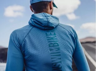 COMPRESSPORT Termiczna bluza biegowa 3D Thermo Hoodie Seamless Swim Bike Run 2021 niebieska - Bluzy sportowe męskie - miniaturka - grafika 4