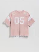 Koszulki dla dziewczynek - Reserved - T-shirt z koronkowym zdobieniem - różowy - miniaturka - grafika 1