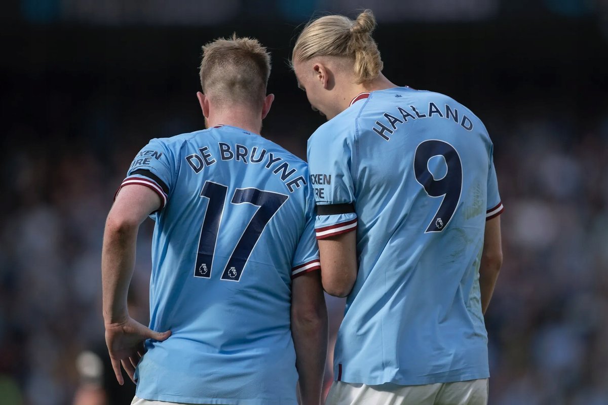 PODKŁADKA POD MYSZ Nadruk 22x18 cm Erling Haaland Kevin De Bruyne Prezent