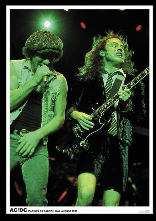 PODKŁADKA POD MYSZ Nadruk 22x18 cm ACDC - MADISON SQUARE GARDEN Prezent