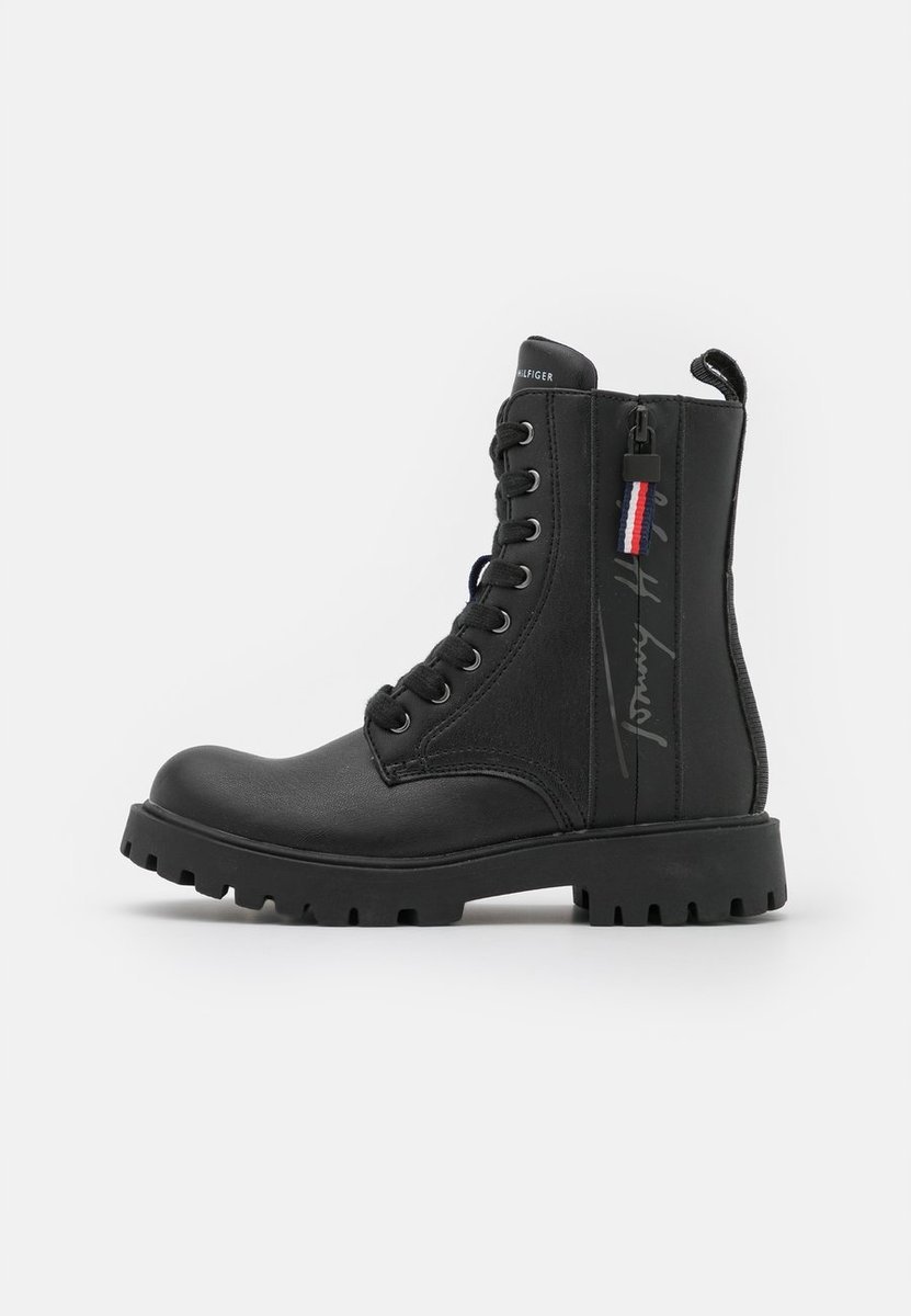TOMMY HILFIGER CZARNE BOTKI SZNUROWANE ZA KOSTKĘ 37 14CA
