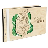 Albumy fotograficzne - Album Na Zdjęcia Wyklejany Leniwiec Z Pierwszą Stroną W Kolorze W Drewnianej Oprawie Z Czarnymi Kartami Z Grawerem - miniaturka - grafika 1