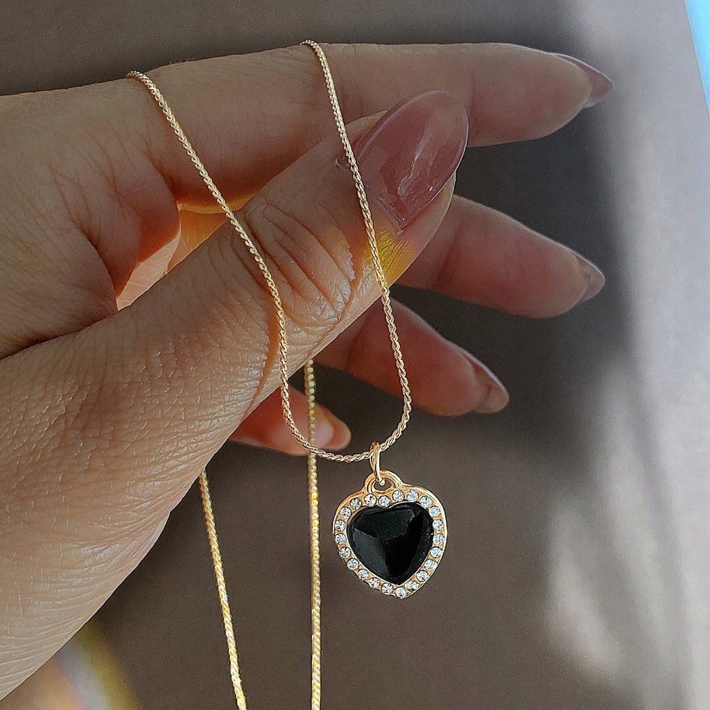 Naszyjnik wisiorek Serce Czarne Heart prezent