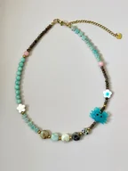 Naszyjniki - Naszyjnik kwiatowy z krabem z lazurowego wybrzeża - miniaturka - grafika 1