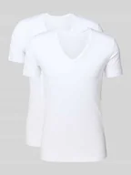 Koszulki męskie - T-shirt o kroju slim fit z dekoltem w serek model ‘Daily Comfort’ - miniaturka - grafika 1